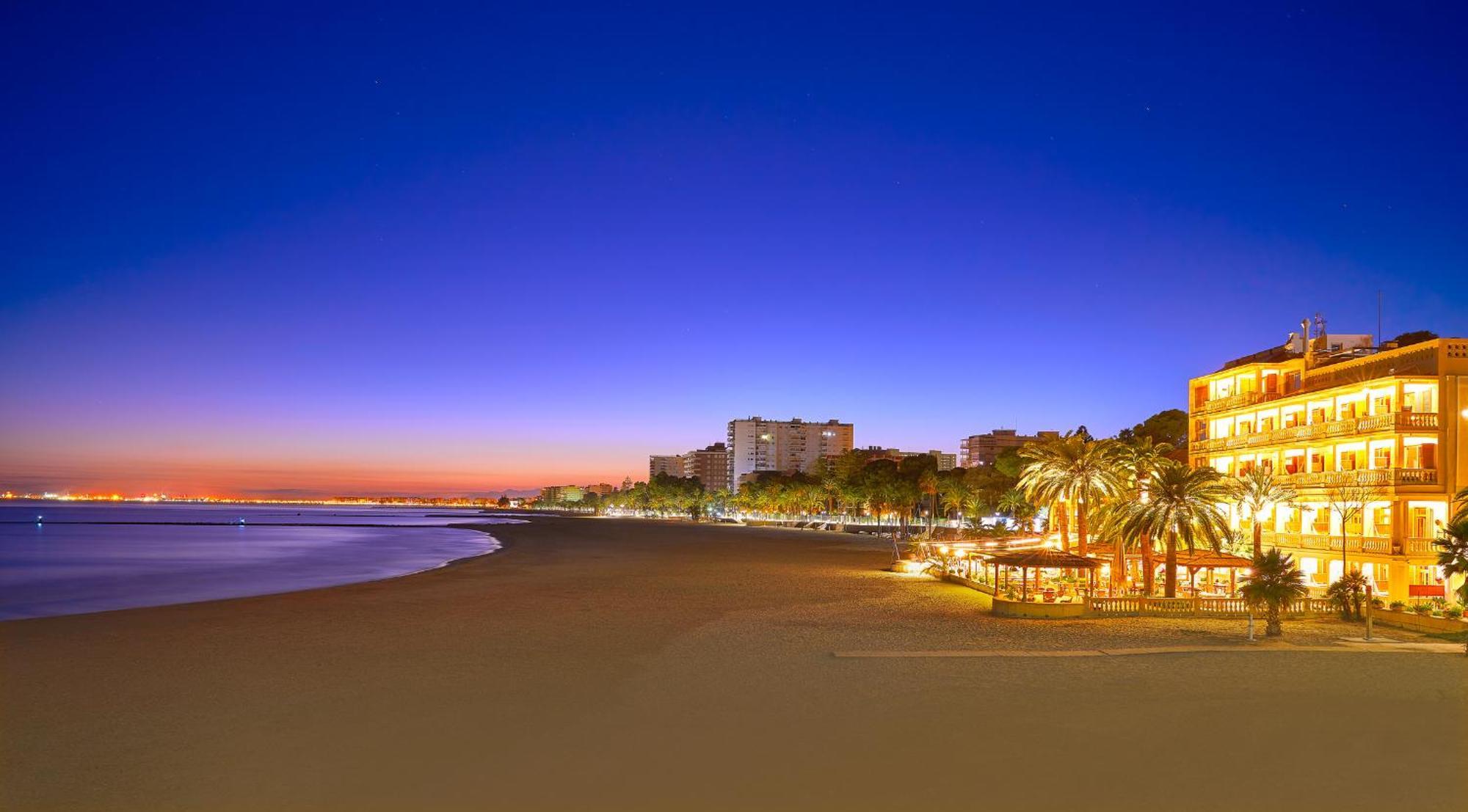 Hostal La Torre Benicassim Exterior photo